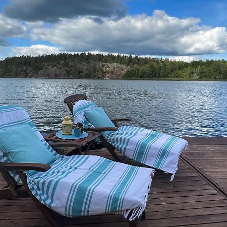 Herrgards Hotell Gyllene Haesten ベステルビーク エクステリア 写真