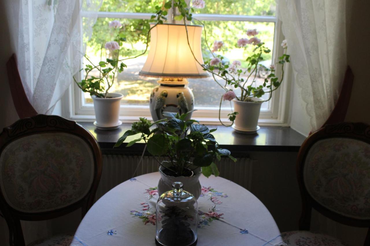 Herrgards Hotell Gyllene Haesten ベステルビーク エクステリア 写真