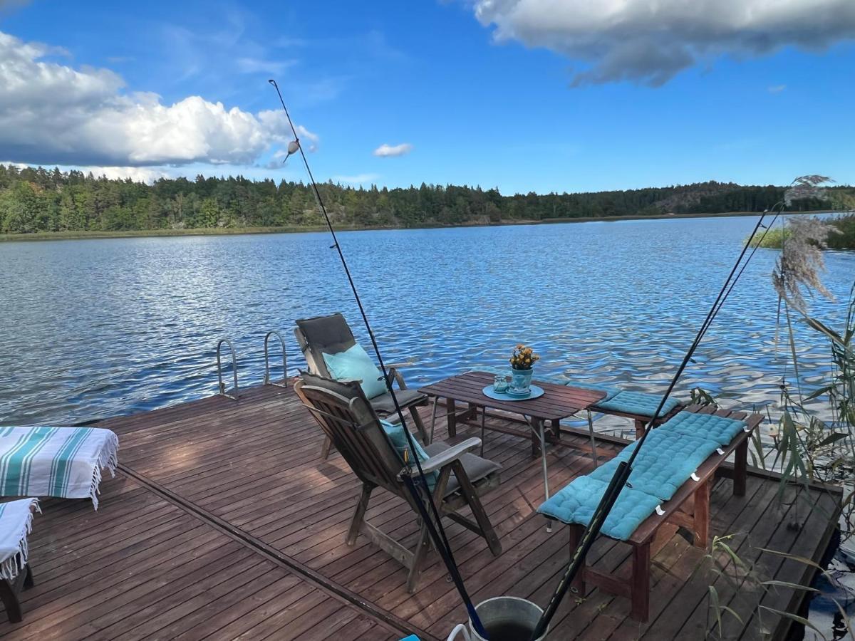 Herrgards Hotell Gyllene Haesten ベステルビーク エクステリア 写真