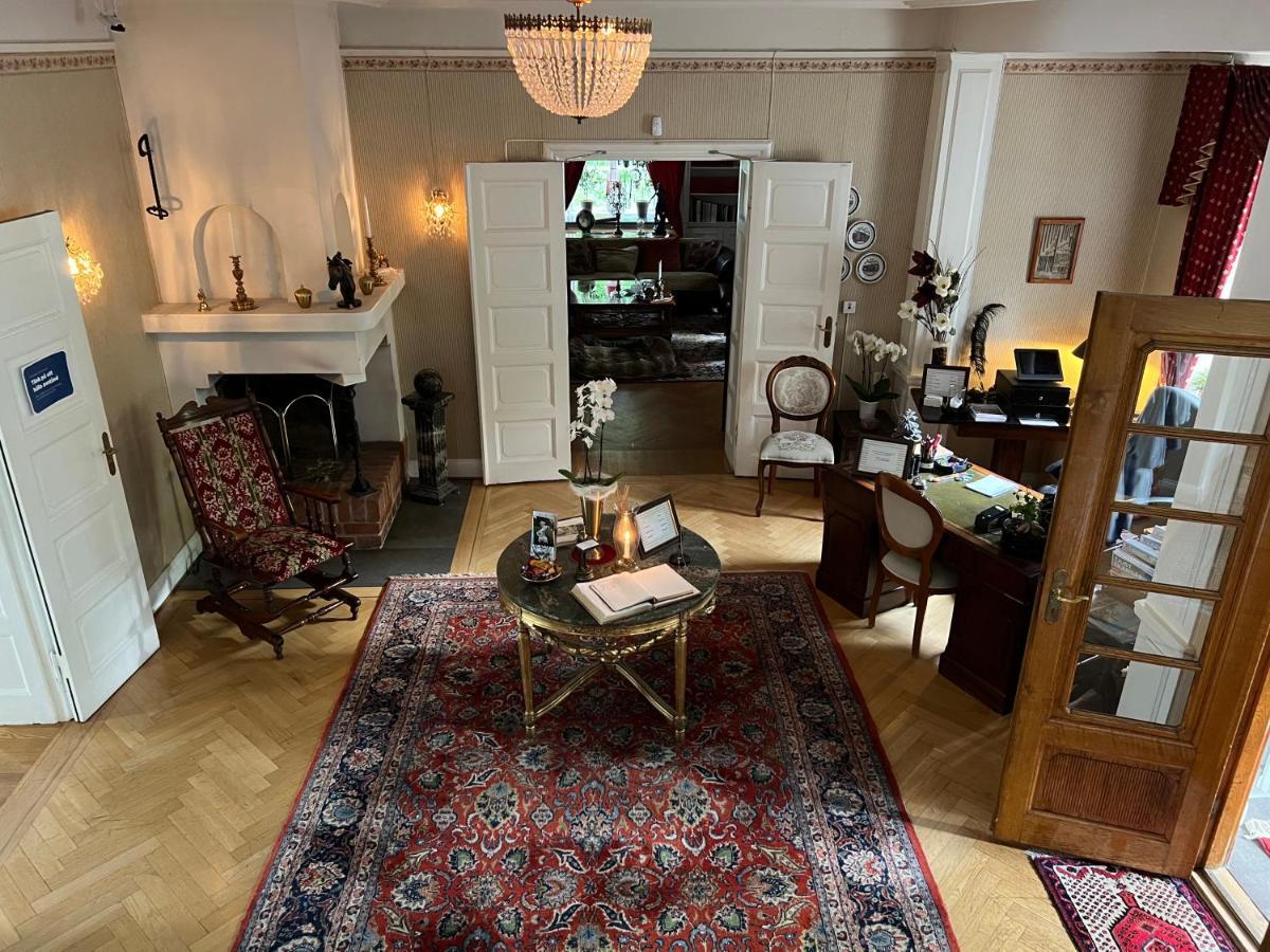 Herrgards Hotell Gyllene Haesten ベステルビーク エクステリア 写真
